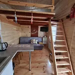 펜션 Siedlisko Nr 4e I 4f Nad Jeziorem Skarlinskim, Jezioro, Mazury, Letniskowe, Bania *