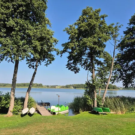 Siedlisko Nr 4e I 4f Nad Jeziorem Skarlinskim, Jezioro, Mazury, Letniskowe, Bania Nyaraló