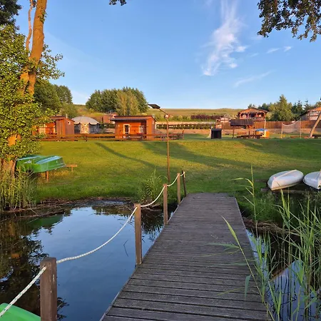 Siedlisko Nr 4e I 4f Nad Jeziorem Skarlinskim, Jezioro, Mazury, Letniskowe, Bania Nyaraló Kurzętnik