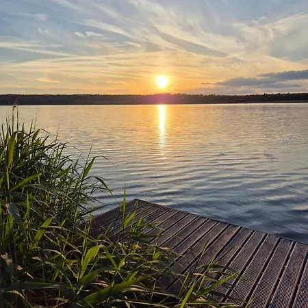 Siedlisko Nr 4e I 4f Nad Jeziorem Skarlinskim, Jezioro, Mazury, Letniskowe, Bania Nyaraló